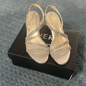 Naturalizer Vanessa 2 Sandal 7M EUC
